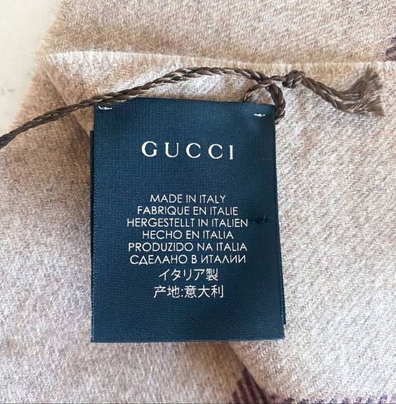 gucci classic stripe gucci print wool scarf neutral new with tag logo - Picture 7 of 8